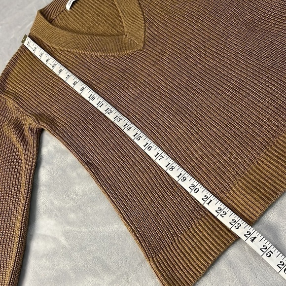 Reitmans V-Neck Knit Sweater Tan - Picture 10 of 13
